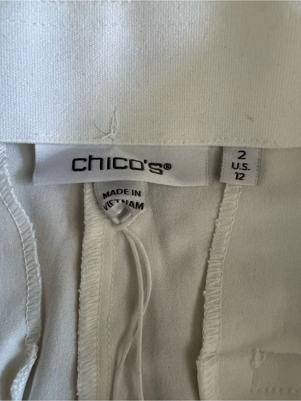 Chico’s So Slimming Juliet Wide Leg Eyelet Hem Culotte Pants White Size 2 (12)
